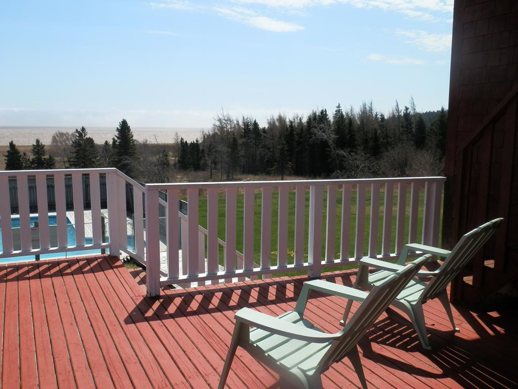Hopewell Rocks Motel & Country Inn Хоупуел Кейп Екстериор снимка