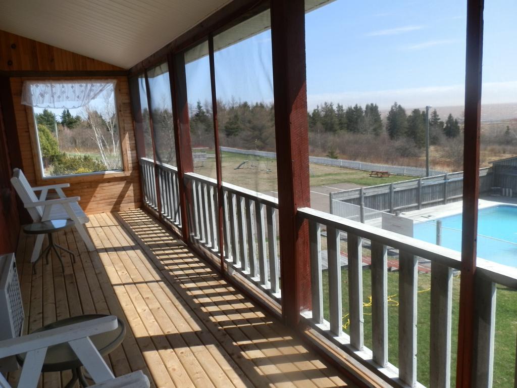 Hopewell Rocks Motel & Country Inn Хоупуел Кейп Екстериор снимка