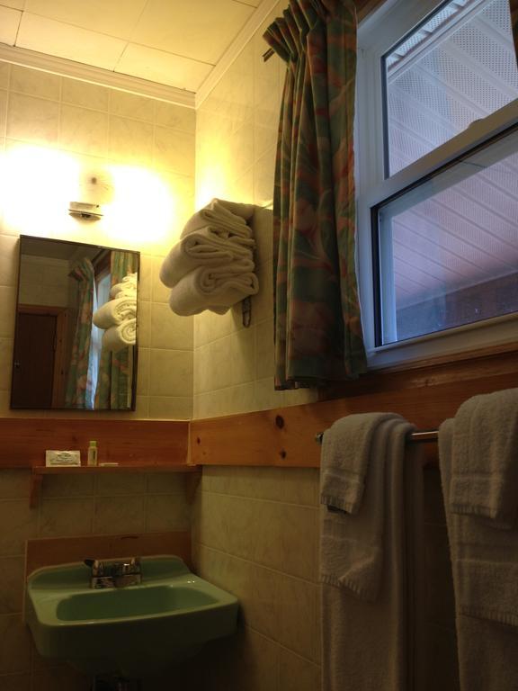 Hopewell Rocks Motel & Country Inn Хоупуел Кейп Стая снимка