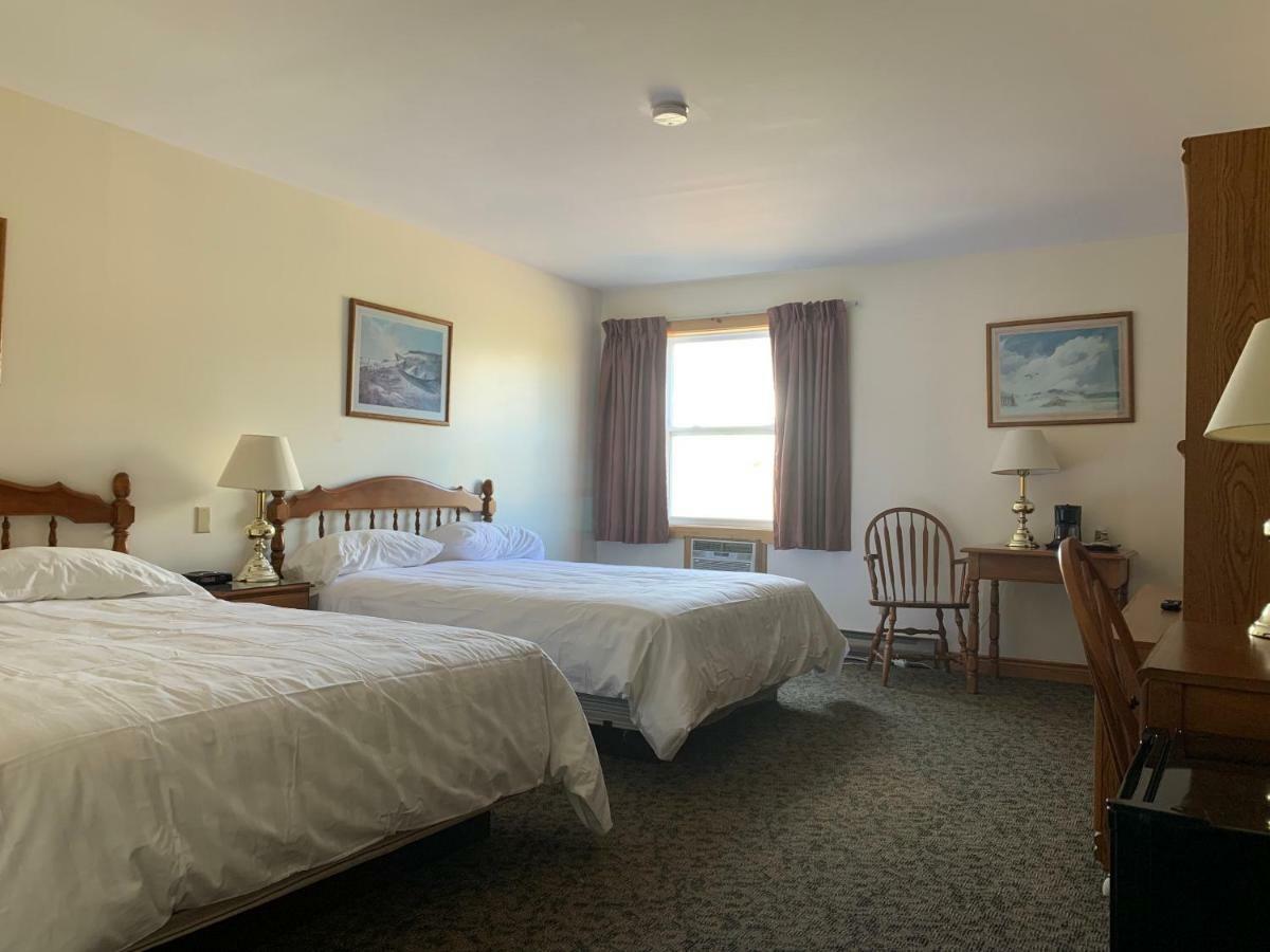Hopewell Rocks Motel & Country Inn Хоупуел Кейп Екстериор снимка