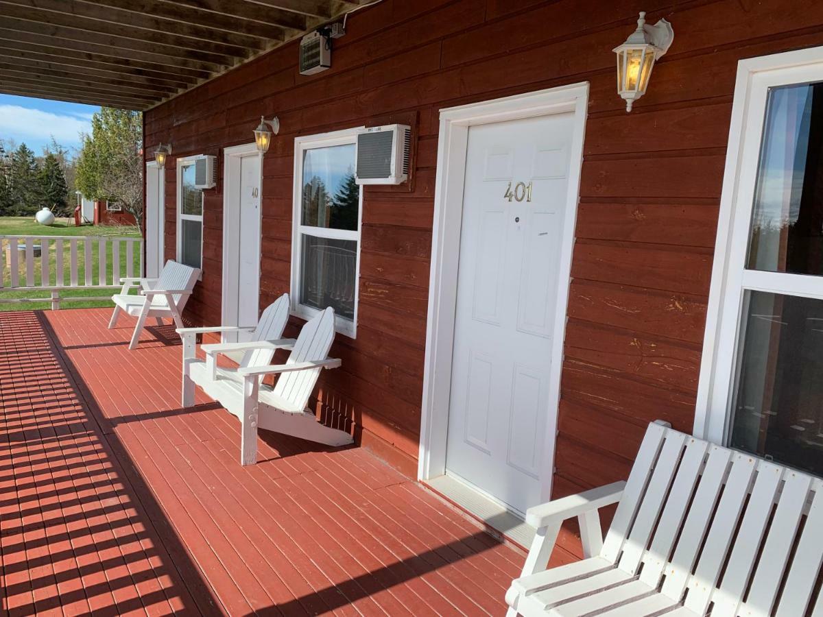 Hopewell Rocks Motel & Country Inn Хоупуел Кейп Екстериор снимка